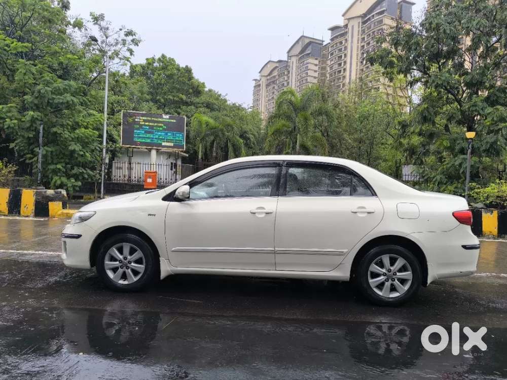 Toyota Corolla Altis, 2013, Petrol