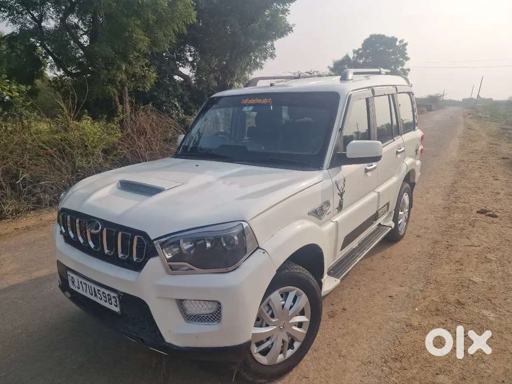 Mahindra Scorpio 2018 Diesel Manual 60000 Km Driven