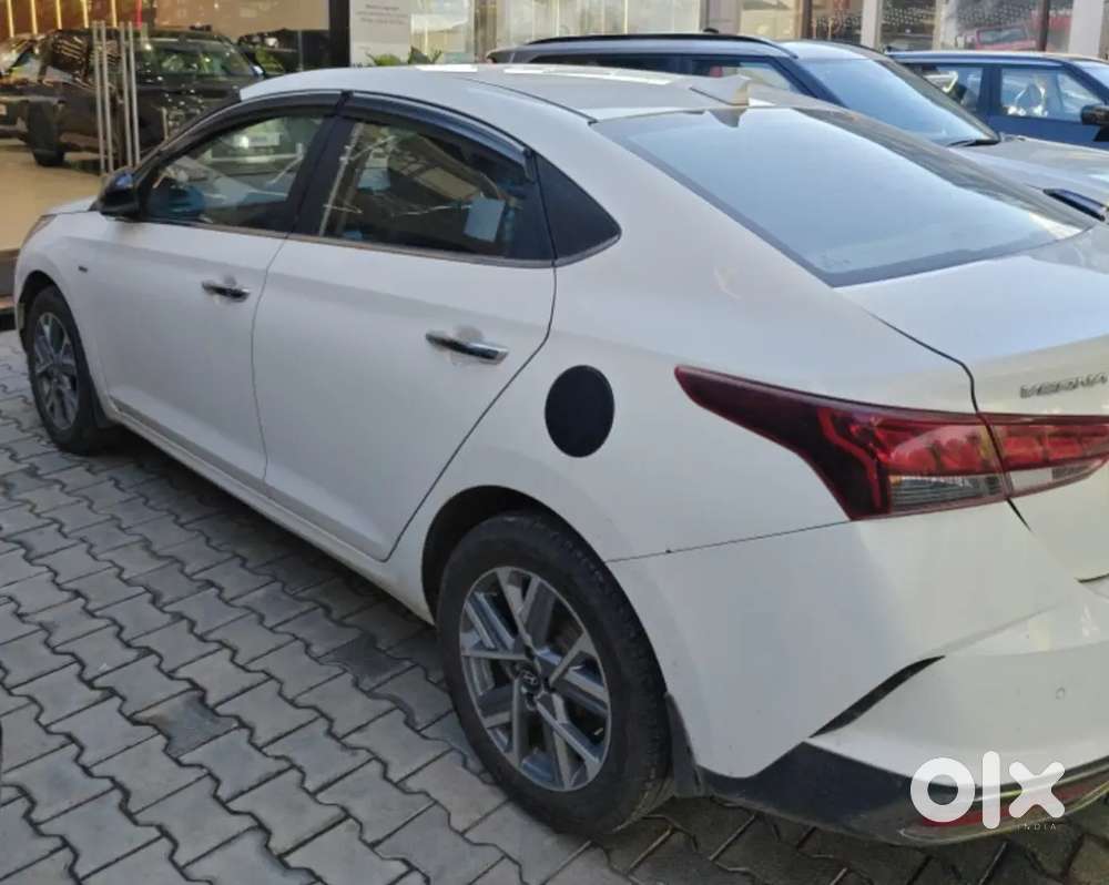 Hyundai Verna Sx 1.5 Diesel 2022.new Insurance Extend Warranty Tillnxt