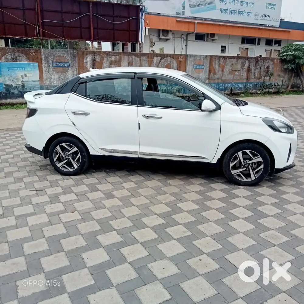 2nd Owner Hyundai Aura 2023 Variant Sx Cng