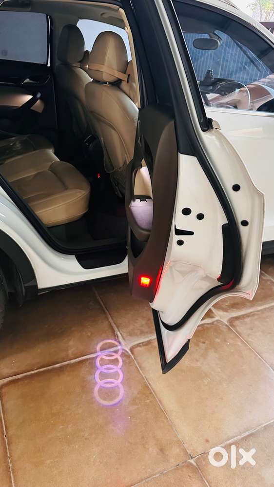 Audi Q3 2015 (white) Diesel Quattro Well Maintained