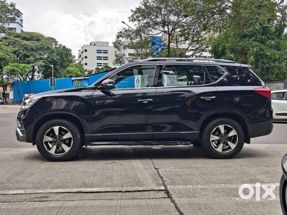 Mahindra Alturas G4 4wd At, 2021, Diesel
