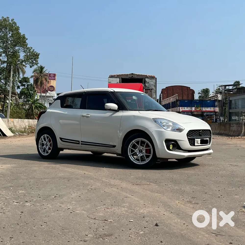 Maruti Suzuki Swift 2021 Vxi Petrol Well Maintained