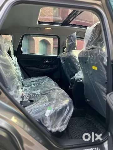 Maruti Suzuki Victoris, 2025, Petrol