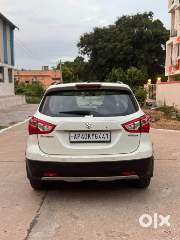 Maruti Suzuki S-cross 2018 Diesel Well Maintained