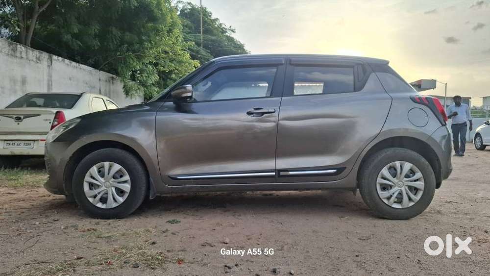 Maruti Suzuki Swift Vxi + Manual, 2021, Petrol
