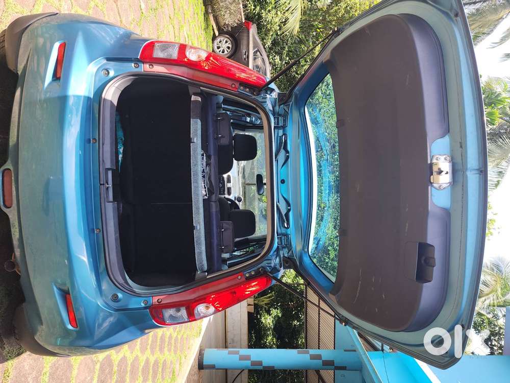 Maruti Suzuki Rits Genus 2010