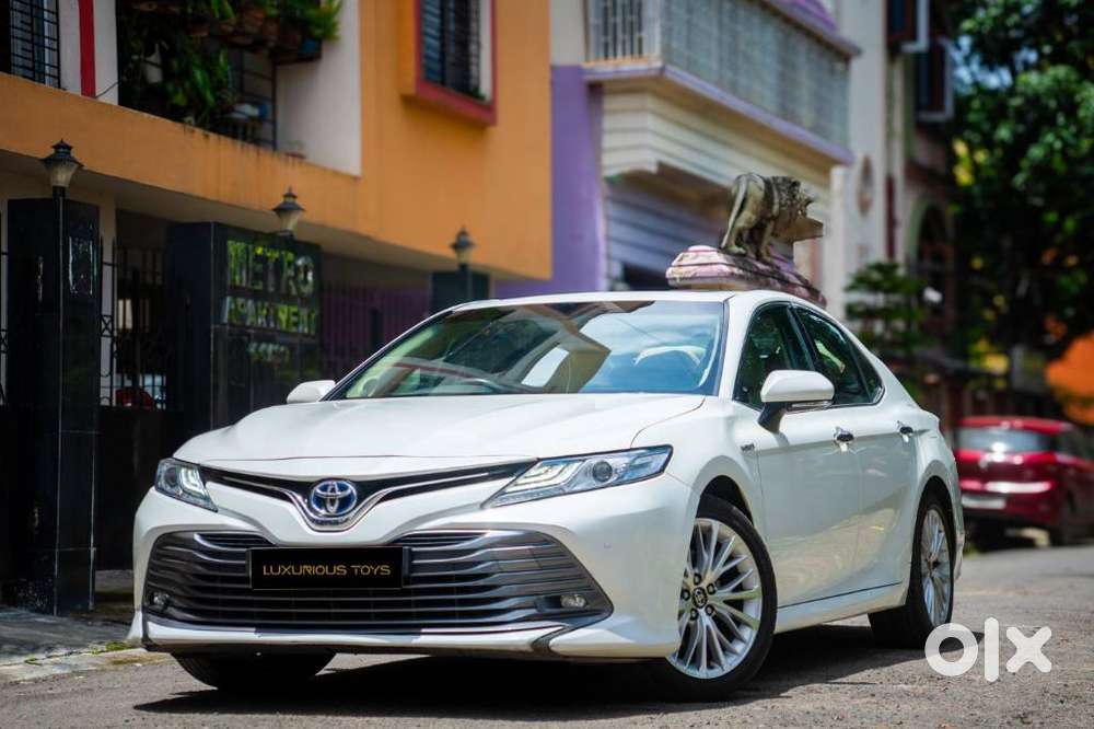 Toyota Camry 2.5 Hybrid, 2020, Petrol