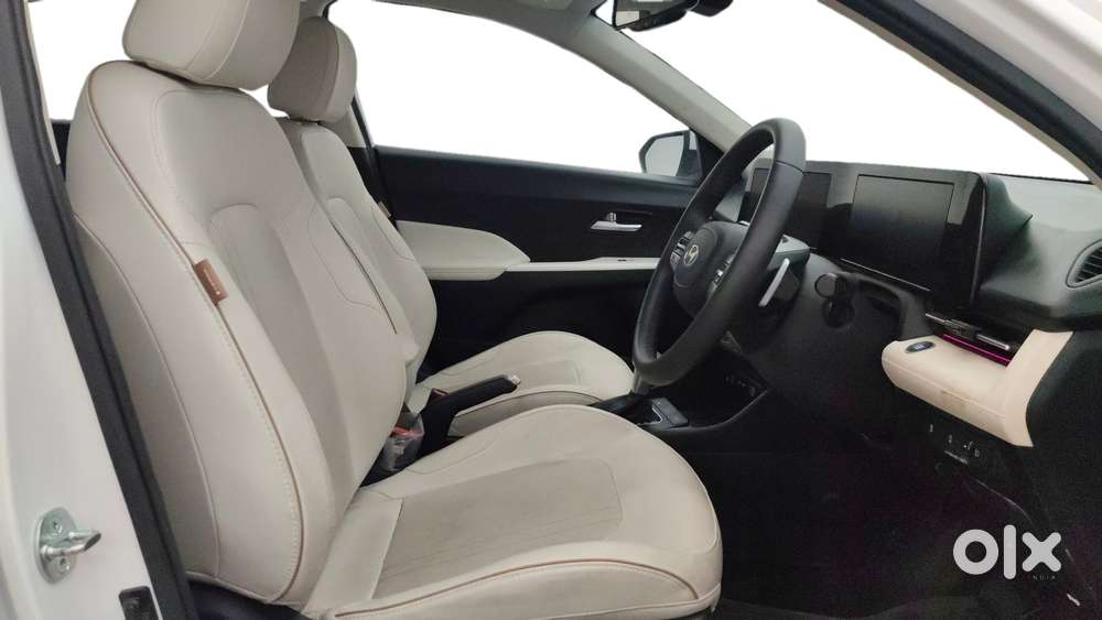 Hyundai Verna 1.5 Sx (o) Ivt, 2025, Petrol