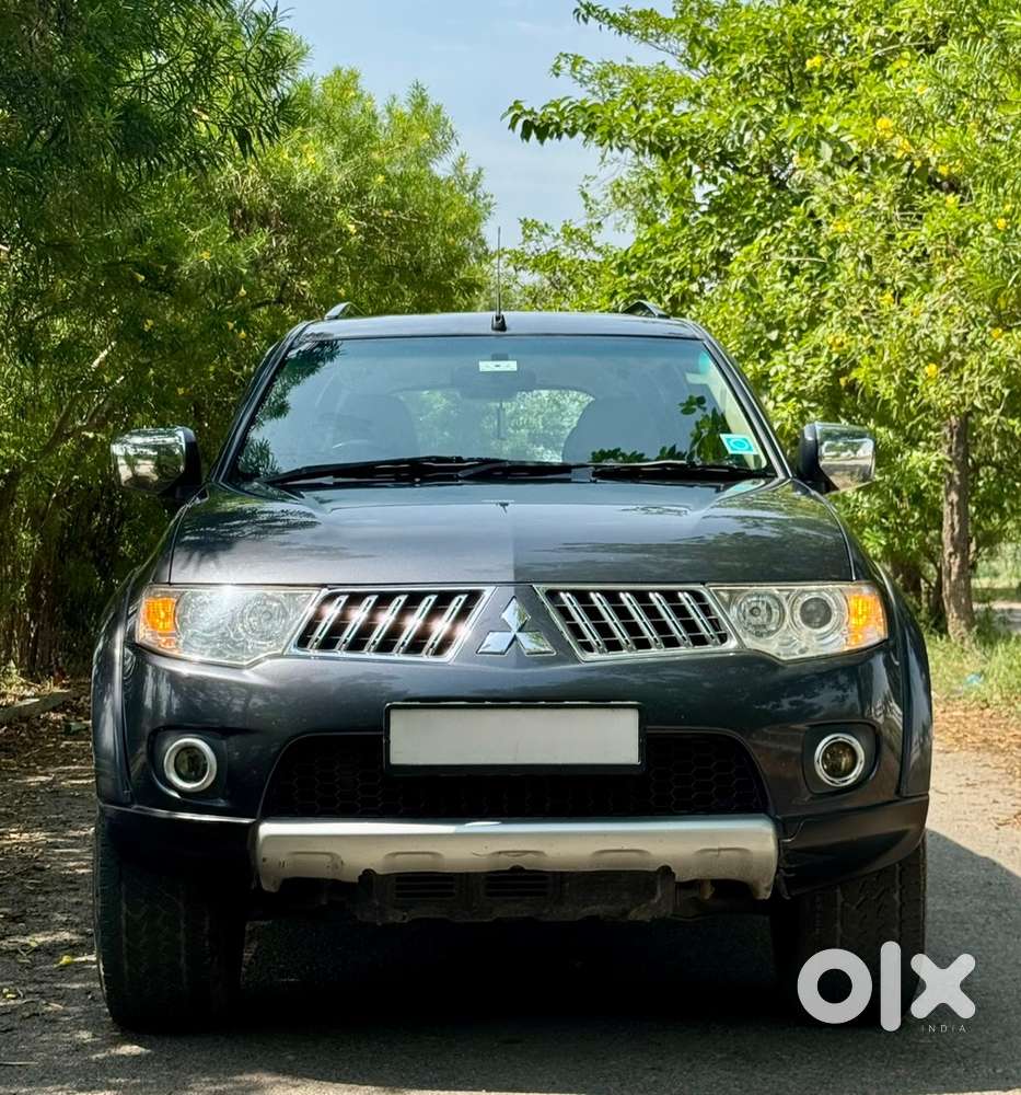 Mitsubishi Pajero Sport 2013