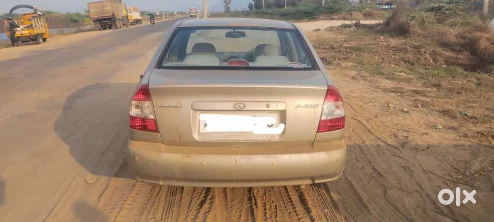 Hyundai Accent Gl Petrol 2010