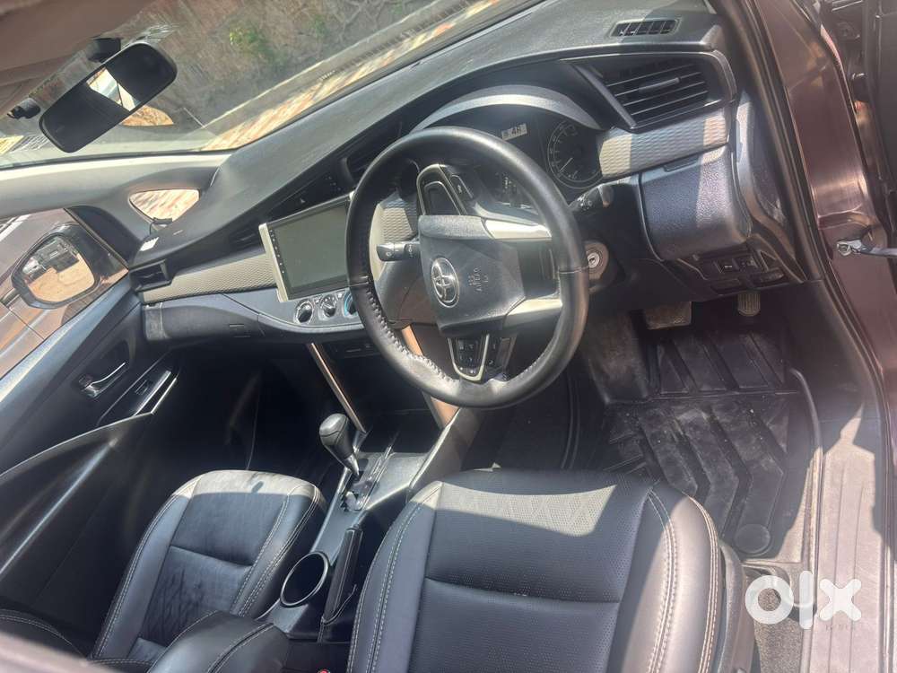 Toyota Innova Crysta 2.8 Gx At, 2022, Diesel