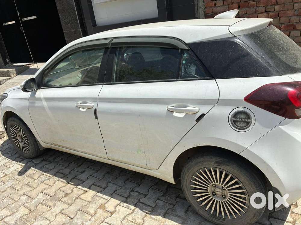 Hyundai Petrol Car 2019