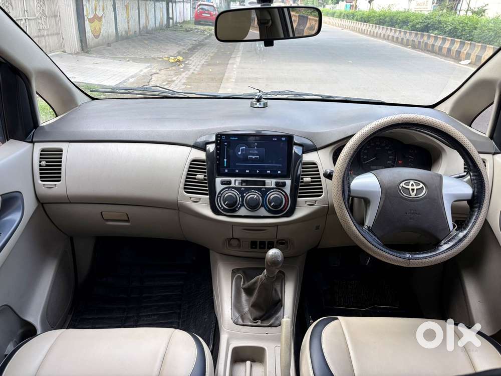 Toyota Innova 2.5 E, 2014, Diesel