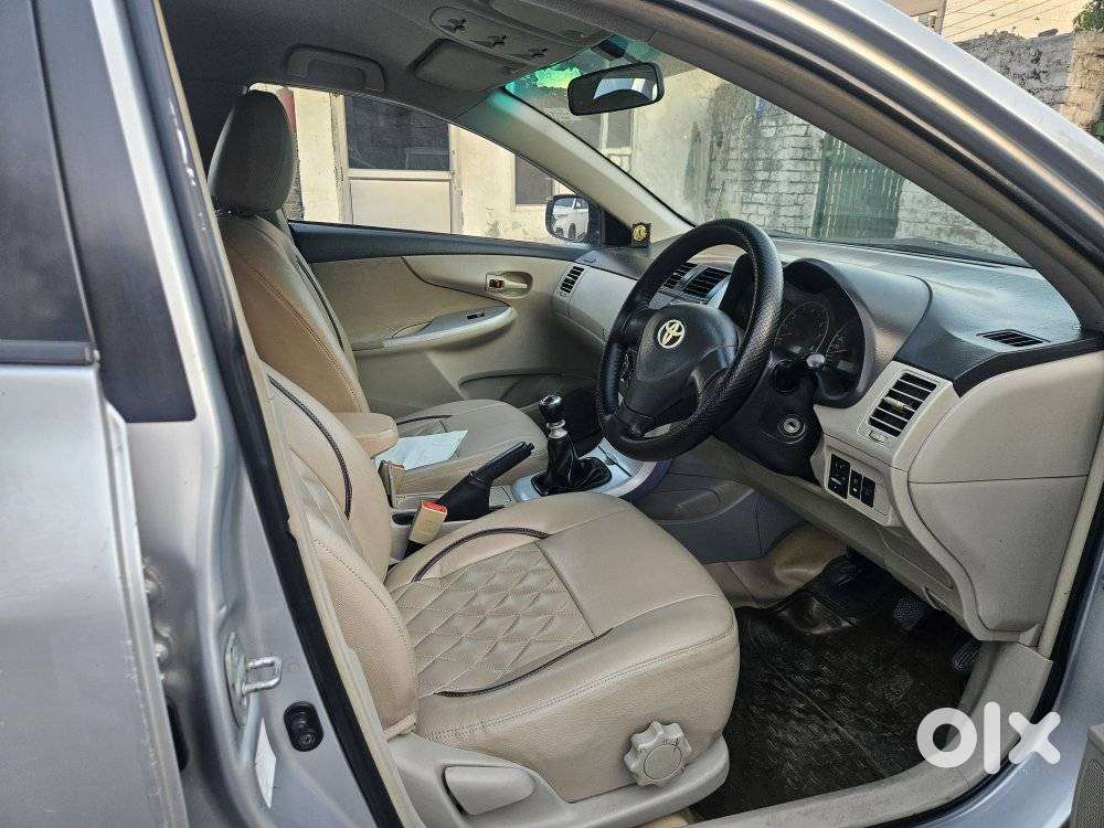 Toyota Corolla Altis 2010-2013 Aero 1.8 J, 2012, Petrol