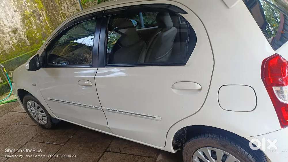 Toyota Etios Liva Petrol 2016