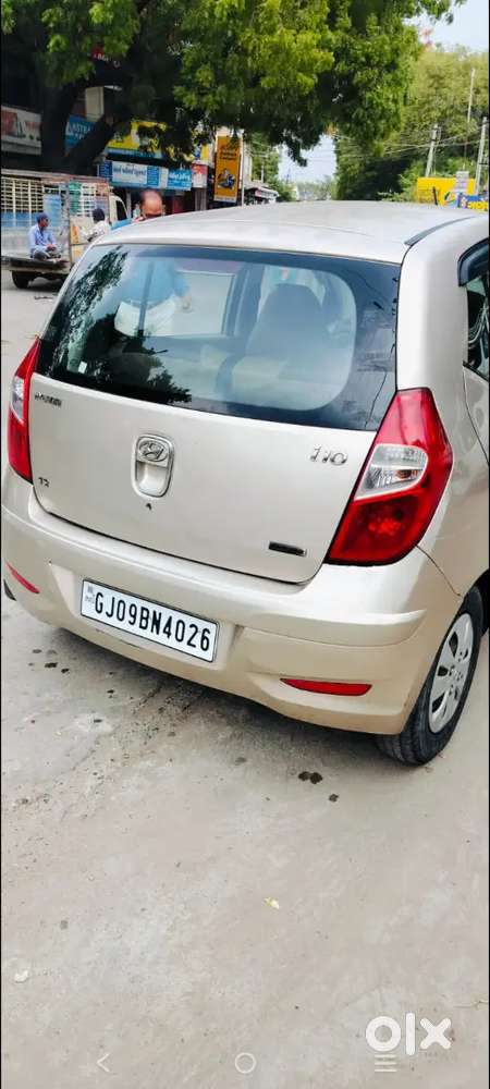 Hyundai I10 Magna Cng 2010 Car