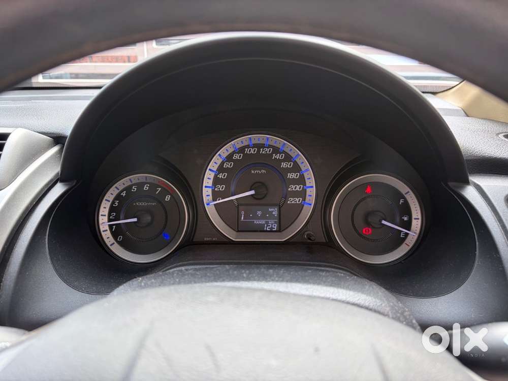 Honda City E