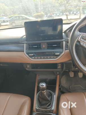 Honda Elevate Zx Cvt, 2023, Petrol