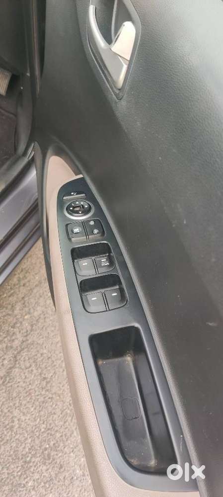Hyundai Grand I10 Sportz Edition, 2014, Petrol