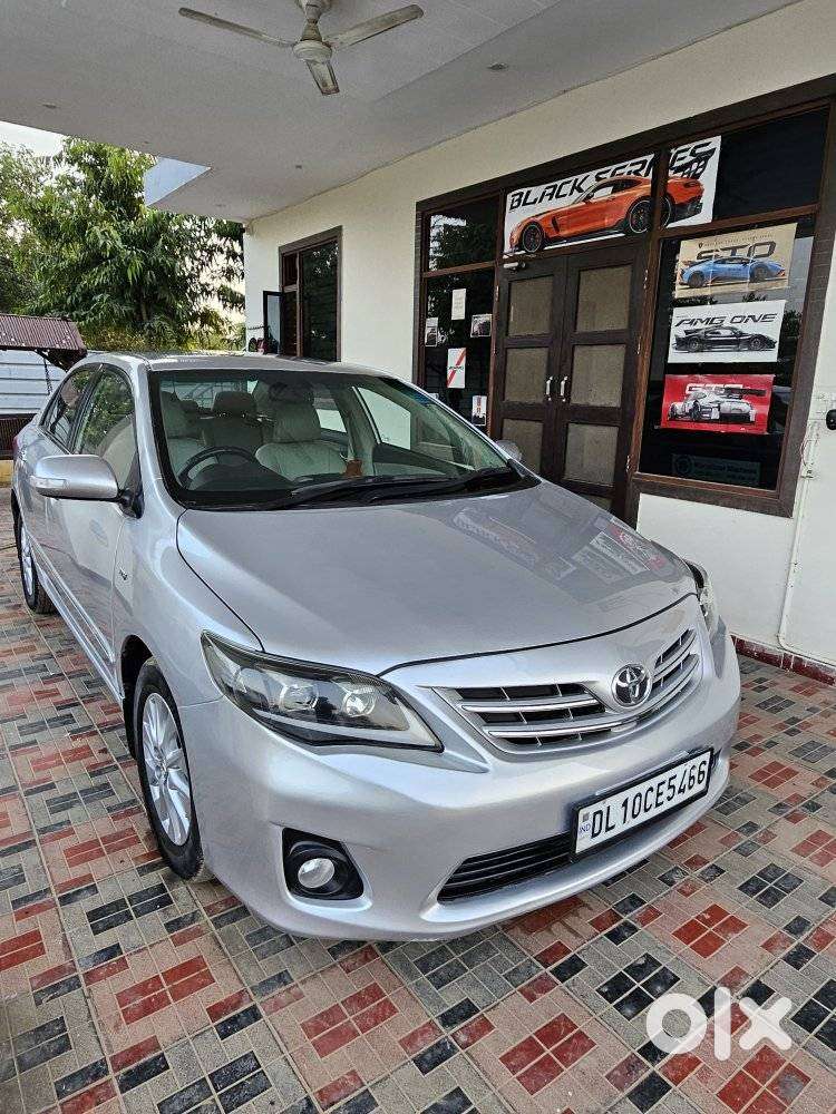 Toyota Corolla Altis G Hv At, 2013, Petrol
