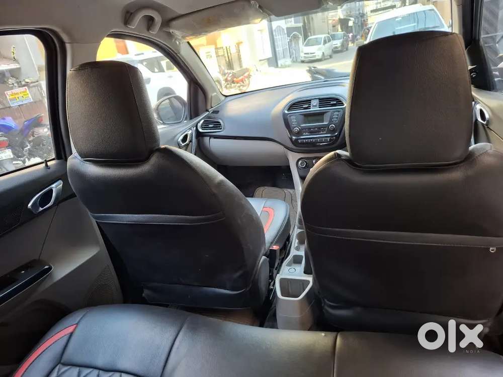 Tata Tiago 2017 Petrol Automatic Transmission 79800 Km Driven