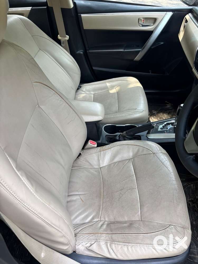 Toyota Corolla Altis 2016 1st Owner Petrol Automatic Vl 74000km