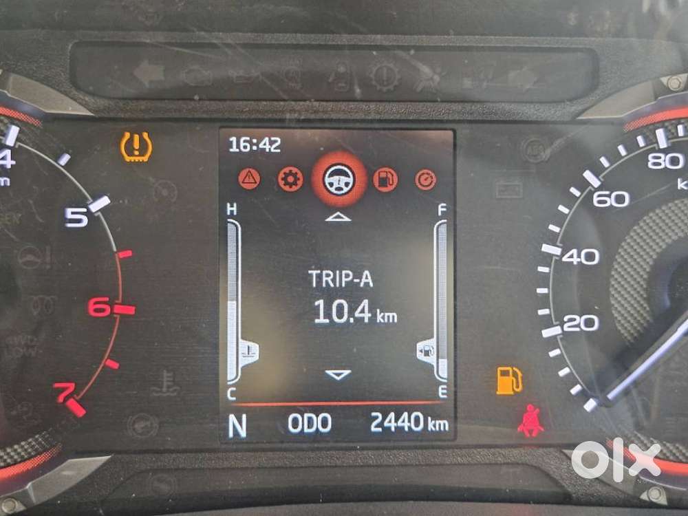 Mahindra Thar Lxt P At 2wd Ht, 2025, Petrol