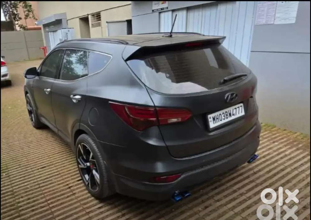 Modified Hyundai New Santa Fe 2015