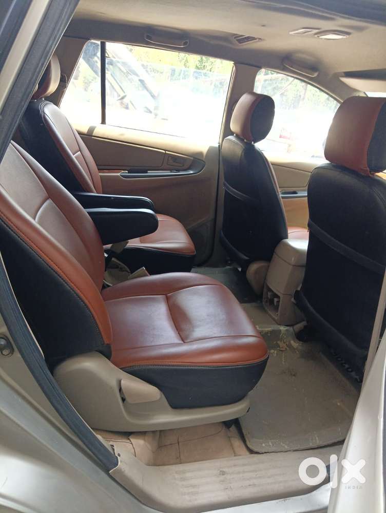 Toyota Innova 2004-2011 2.5 G3, 2008, Diesel
