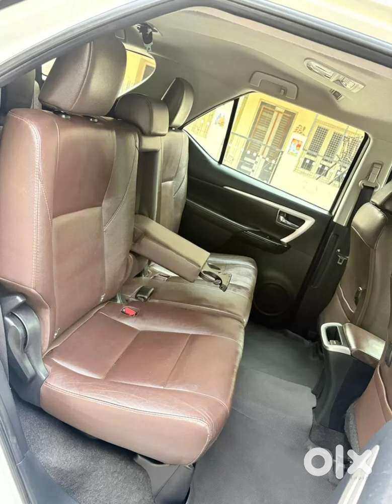 Toyota Fortuner 4x2 At, 2018, Diesel