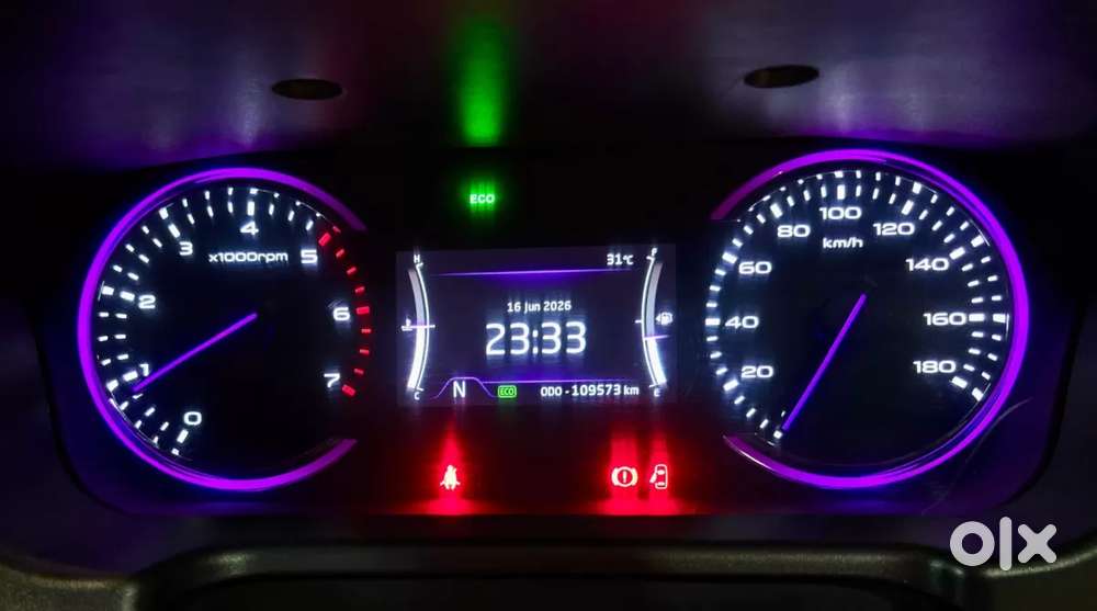 Mahindra Marazzo M6 8str, 2019, Diesel