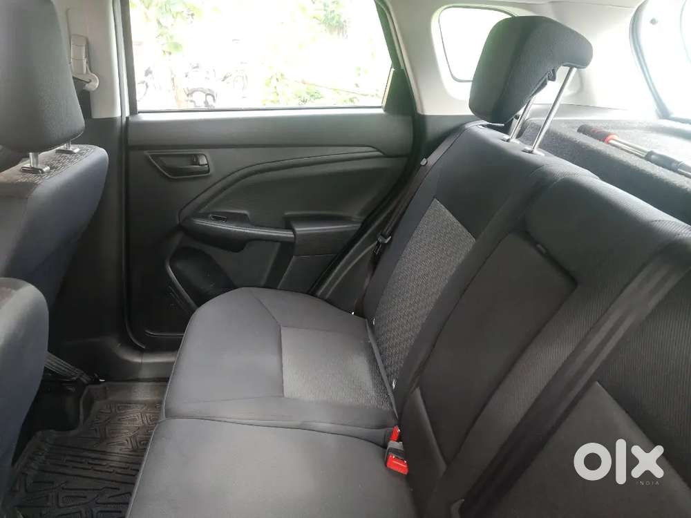 Maruti Suzuki Brezza Lxi 2026
