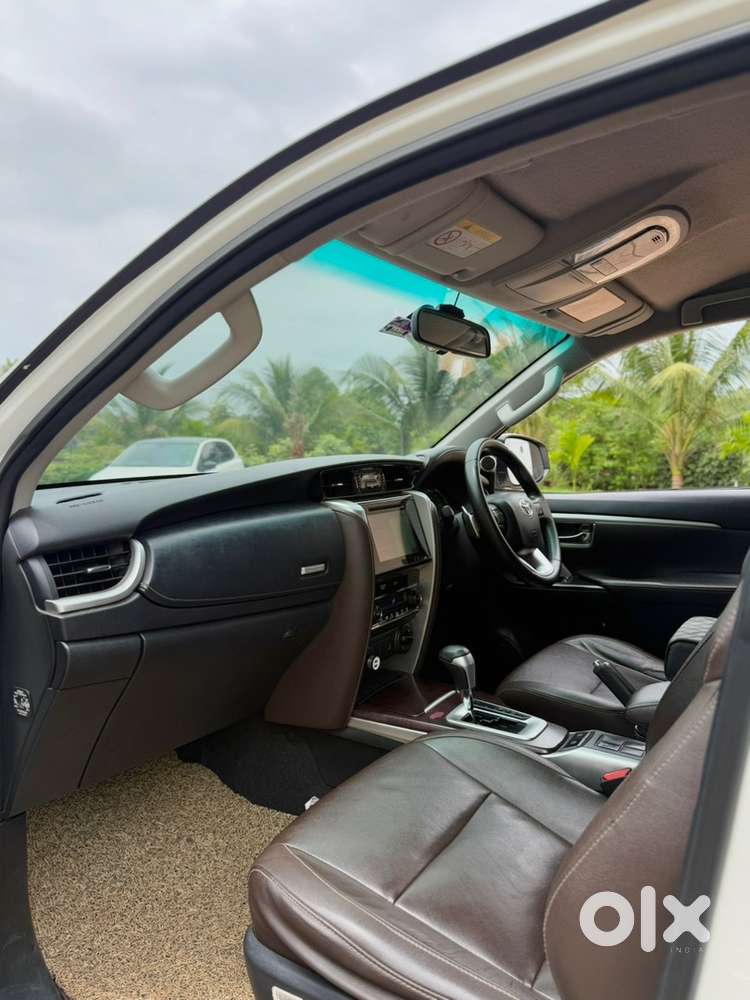 Toyota Fortuner Legender 4x4 2018