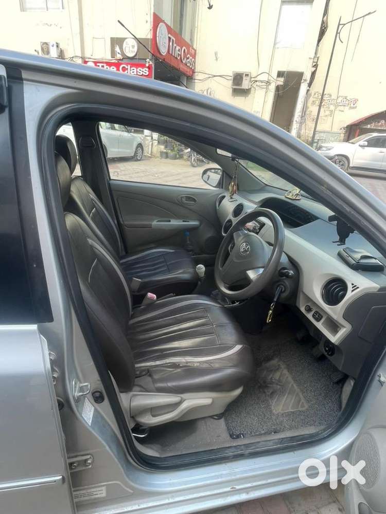 Toyota Etios 2014 Cng & Hybrids Well Maintained