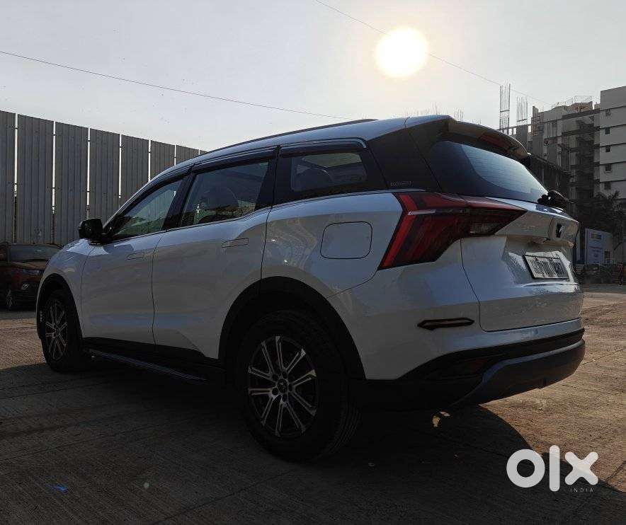 Mahindra Xuv700 2.0 Ax 7 Petrol At Luxury Pack Str, 2021, Petrol