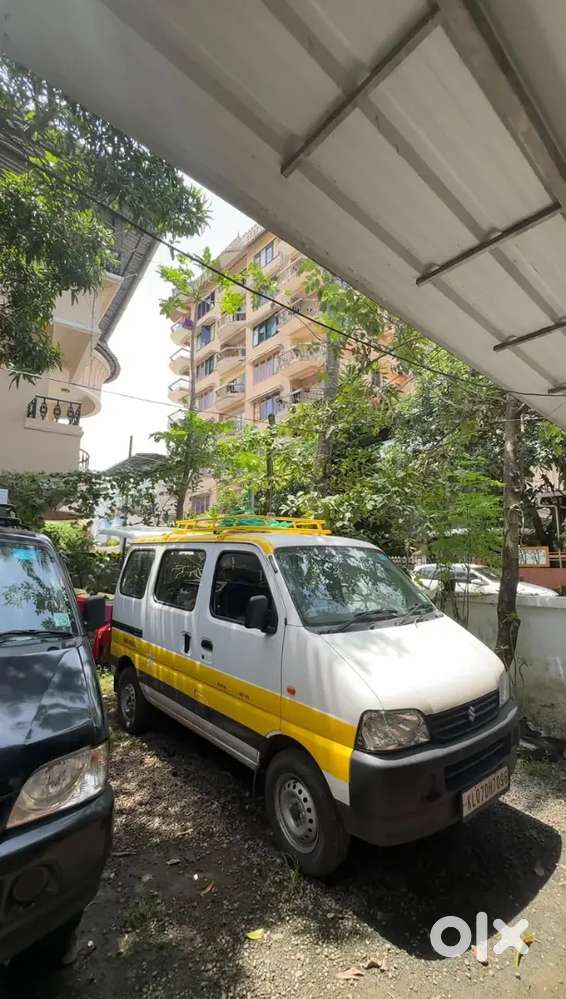 Maruti Suzuki Eeco 2025 With Cleaning Unit Equipments