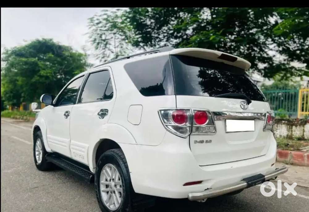 Toyota Fortuner 2011 Diesel