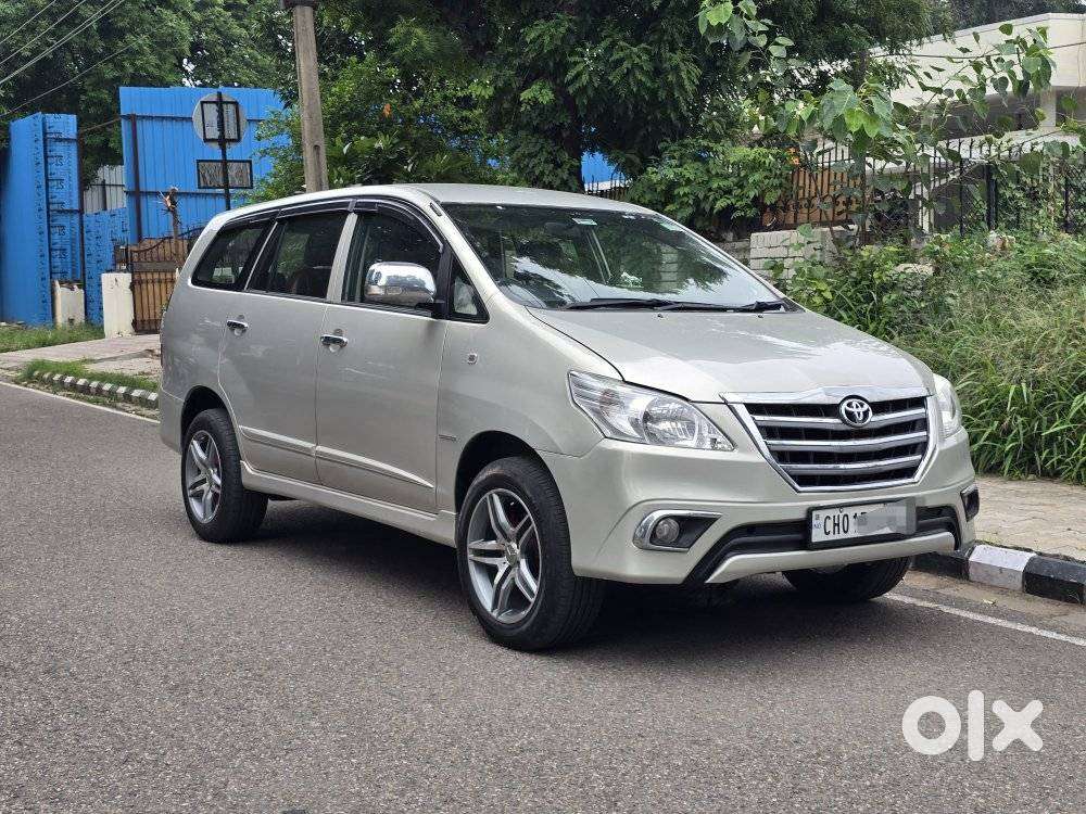 Toyota Innova 2.5 Gx 7 Seater Bs Iv, 2015, Diesel