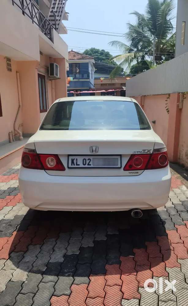 Honda City Zx 2006 Petrol Well Maintained