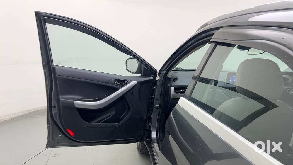 Tata Nexon 1.2 Revotron Xma Amt (s), 2022, Petrol