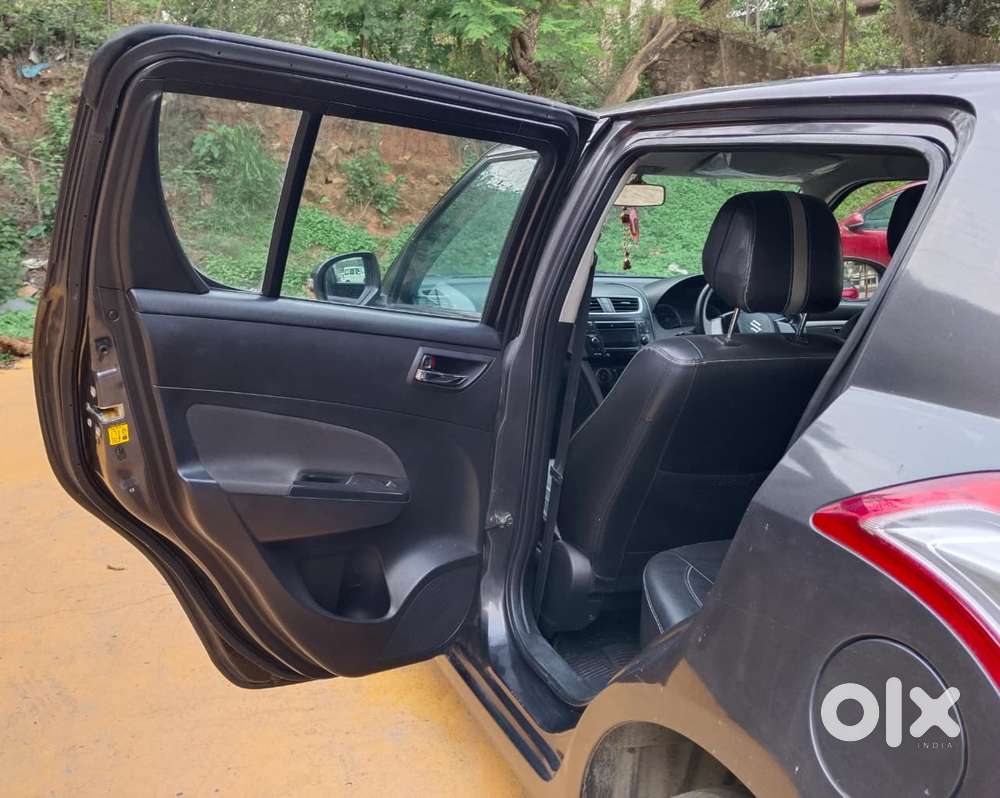 Maruti Suzuki Swift Vxi, 2016, Petrol