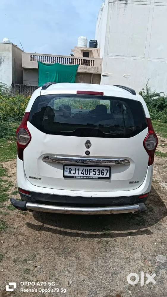 Renault Lodgy 2016 Diesel 91000 Km Driven Well Maintained.