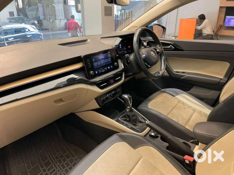Skoda Slavia 1.0 Tsi Style At, 2022, Petrol
