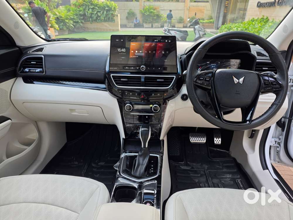 Mahindra Xuv 3xo Ax7l 1.2 Petrol At (pg), 2024, Petrol