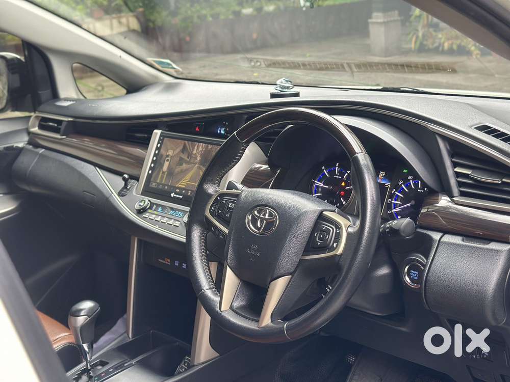 Toyota Innova Crysta 2.8z Automatic, 2019, Diesel