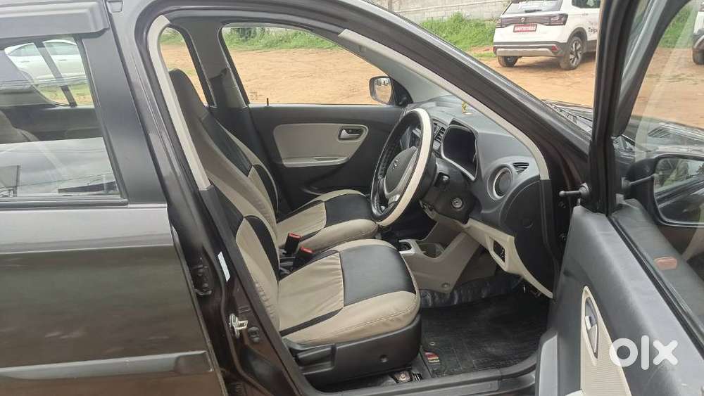 Maruti Suzuki Alto K10 Vxi, 2017, Petrol