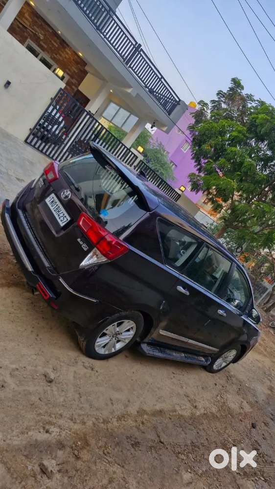 Toyota Innova Crysta