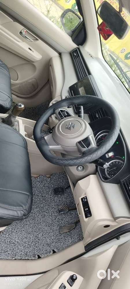 Maruti Suzuki Ertiga Vxi Cng, 2022, Cng & Hybrids
