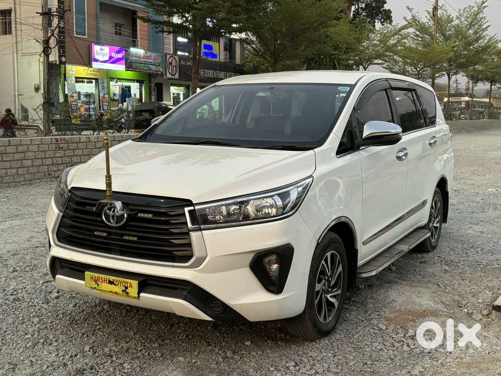 Toyota Innova Crysta 2.4 G Mt 8s, 2021, Diesel
